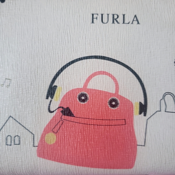 Furla Large Zip Zippy Wallet Clutch - Picture 6 of 16